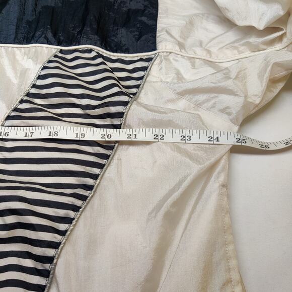 Vintage Black and White Sunterra Jacket - Picture 11 of 16